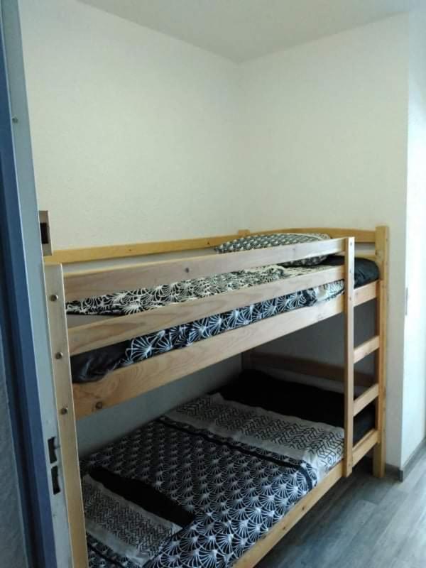 Fréjus, Dans Résidence Avec Piscine Appartement *